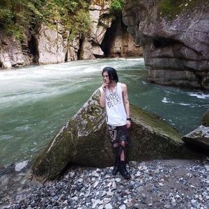 Meet your Posher, Jay